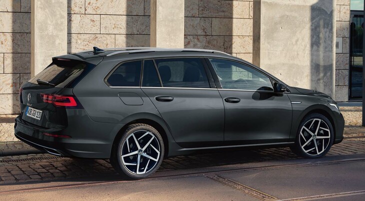 ゴルフヴァリアントTDIスタイル プラチナムエディション