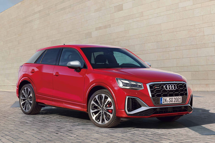 アウディSQ2