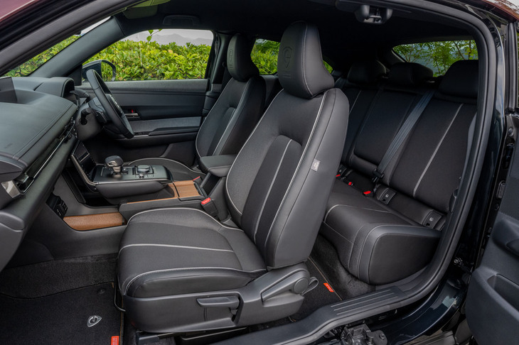 マツダMX-30ロータリーEVエディションR（インテリア）