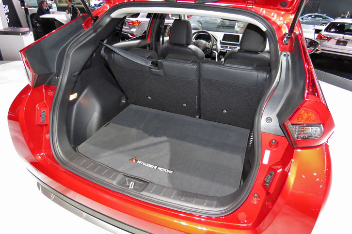 三菱エクリプス クロス