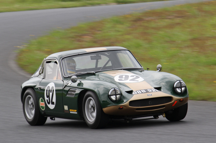 17台が出走したセブリング 40m トロフィーで、優勝した「ロータス26R」と同じく26ラップを走り2位に入った1968年「TVRヴィクセンS2」。