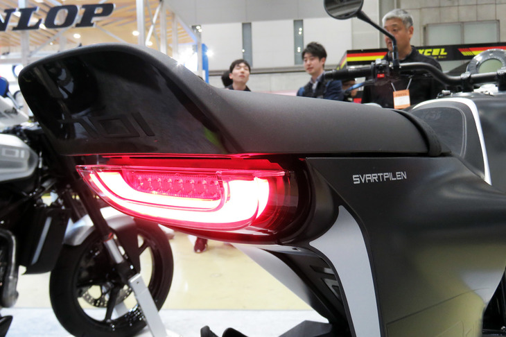 ハスクバーナ・スヴァルトピレン701