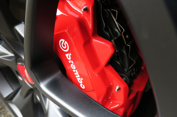 ホンダ・シビック タイプR（フロントブレーキキャリパー）