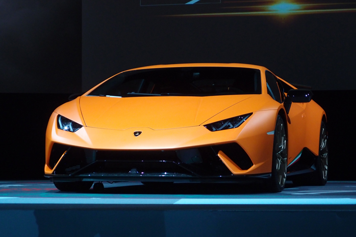 ウラカン ペルフォルマンテ