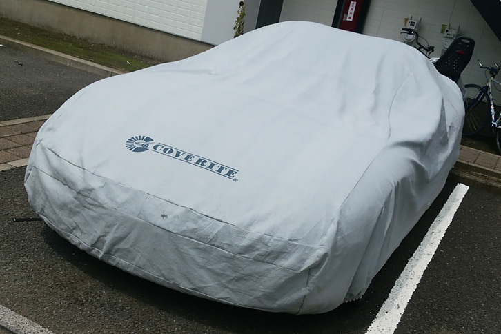 ちなみに、修理の終わった「バイパー」を引き取ったのは、10月28日のこと。記者は東京モーターショーの取材明けで心身ともにボロボロ。しかも台風22号の到来にびびりながらという、最高のコンディションでの受け取りとなった。