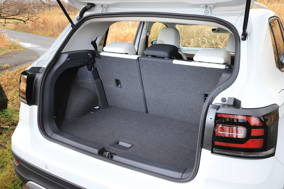 フォルクスワーゲンTクロスTSI 1stプラス（FF/7AT）【試乗記】 小さな