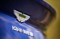 アストンマーティンDB11 AMR