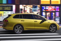 新型「フォルクスワーゲン・ゴルフヴァリアント」発売　ホイールベース拡大でより長く広く