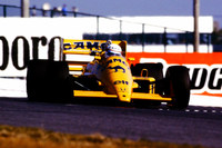 中嶋 悟は1987年から1989年まで、3年にわたりロータスに所属。34歳という“遅咲き”のF1デビューとなったが、時に上位に食い込んでみせた。