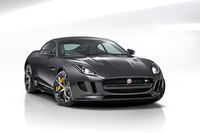 ジャガーFタイプ クーペに4WDと6MTが登場