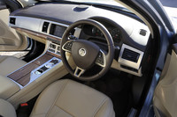 内装色にはシートやダッシュボード、センターパネルなどを組み合わせた4種類のカラーバリエーションが用意される。