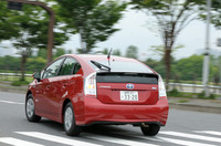 エンジンの排気量が上がっただけでなく、モーター出力が68psから82psにアップし、より快適に走れるようになった。