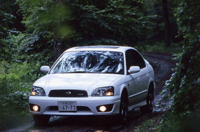 【スペック】全長×全幅×全高＝4605×1695×1410mm/ホイールベース＝2650mm/車重＝1460kg/駆動方式＝4WD/2.5リッター水平対向4DOHC16バルブ（170ps/6000rpm、24.3kgm/2800rpm）/車両本体価格＝259.8万円（テスト車＝272.3万円） 