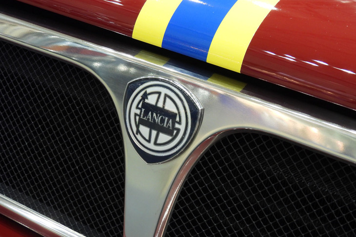 ランチア・デルタHFインテグラーレ コレツィオーネ（1995年）／コレツィオーネ