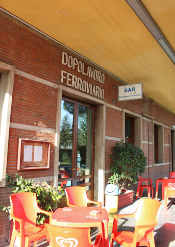 鉄道職員用の福利厚生施設として作られた、シエナ駅のドーポラヴォーロ。ここでも、ドイツとイタリアの意外な関係が……!?　後のページで詳しくリポートする。