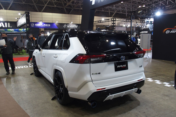 トヨタRAV4 PHEV-SPORTY PKG
