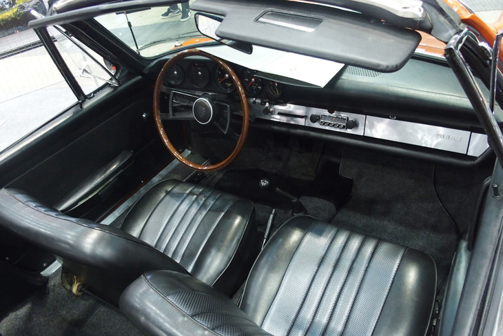 ポルシェ912タルガ ソフトトップウィンドウ（1962年）／AUTO DIRECT