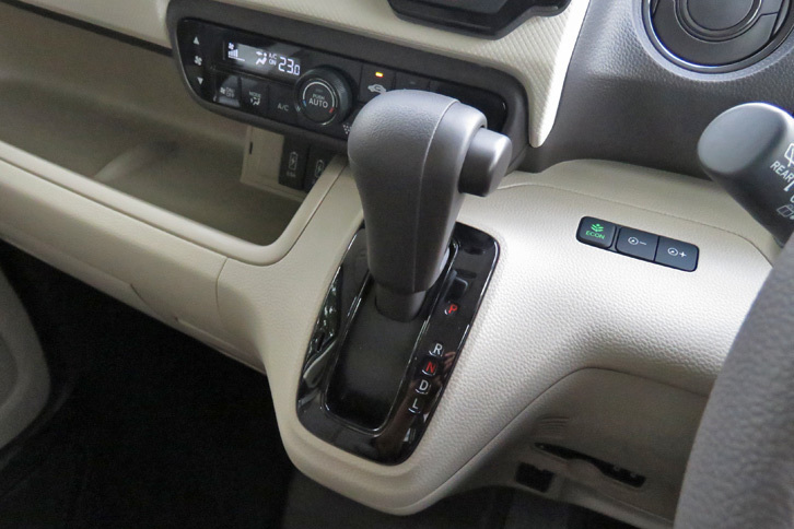 ホンダN-BOX G・EX Honda SENSING（シフトセレクター）