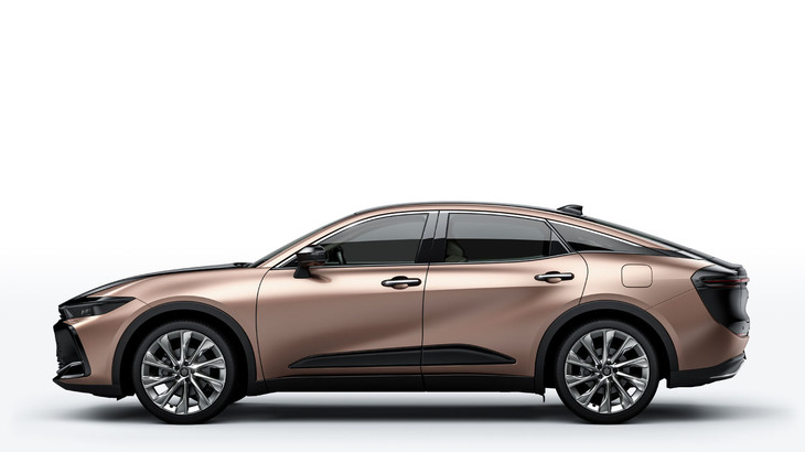 トヨタ・クラウン クロスオーバーG“アドバンストパッケージ”（エクステリア）