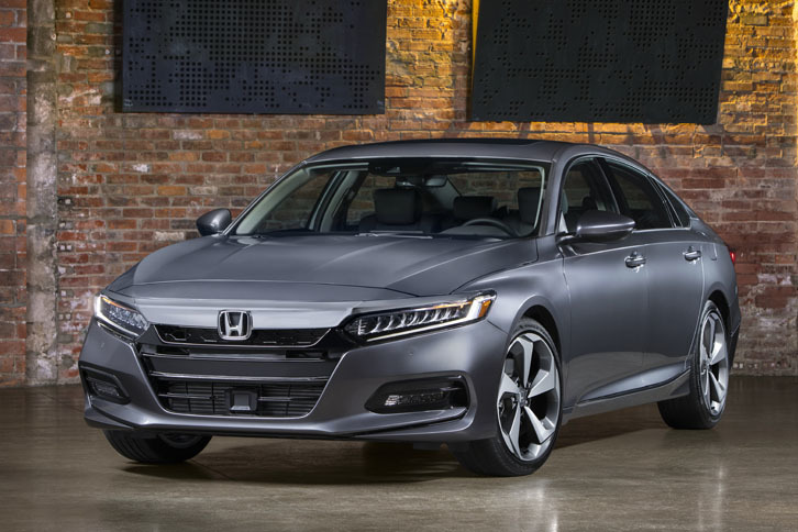 北米向け新型「ホンダ・アコード」