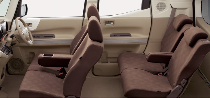 「ブライトロッドスタイル」のシート。