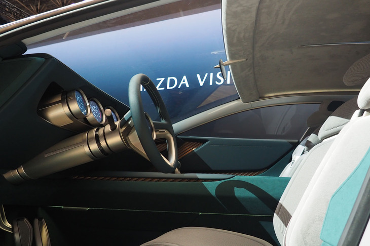 マツダ・ビジョンXクーペ