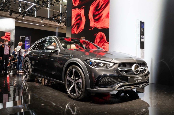 メルセデス・ベンツC220d 4MATICオールテレイン