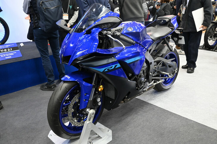 ヤマハYZF-R1
