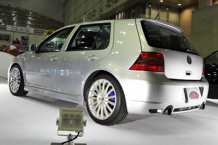 フォルクスワーゲン・ゴルフR32（2004年）