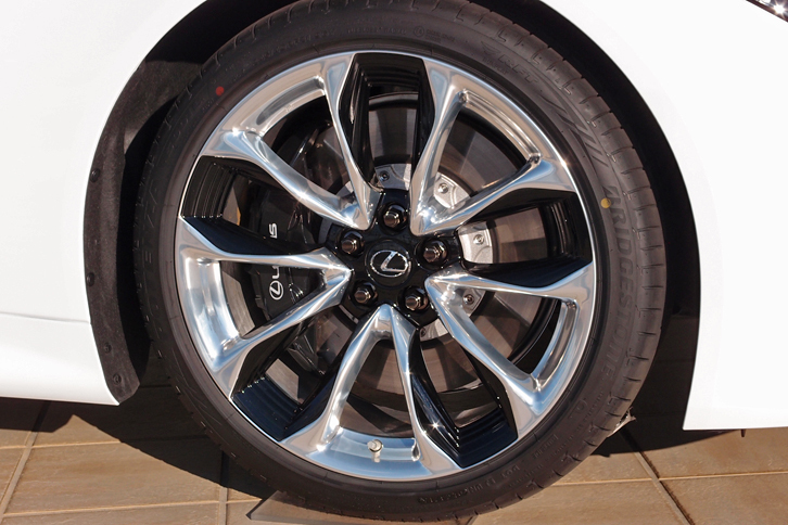 レクサスLC500h（ホイール）