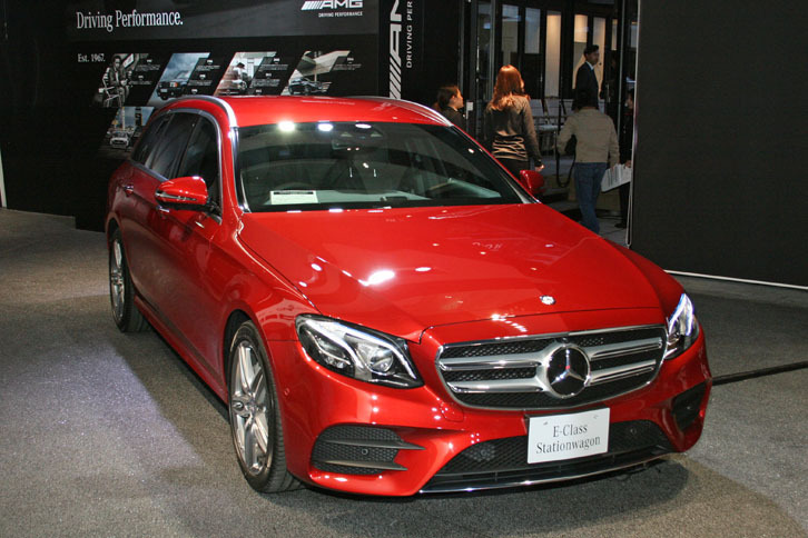 メルセデス・ベンツE220d ステーションワゴン アバンギャルド スポーツ（エクステリア）