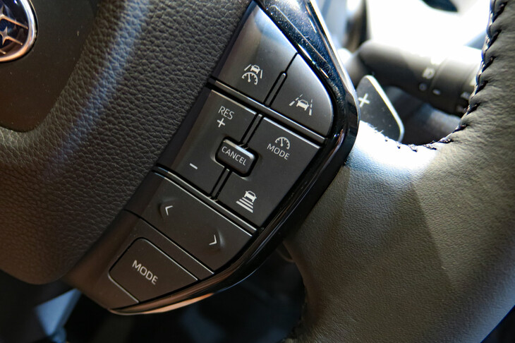 スバル・ソルテラ（ステアリングスイッチ）