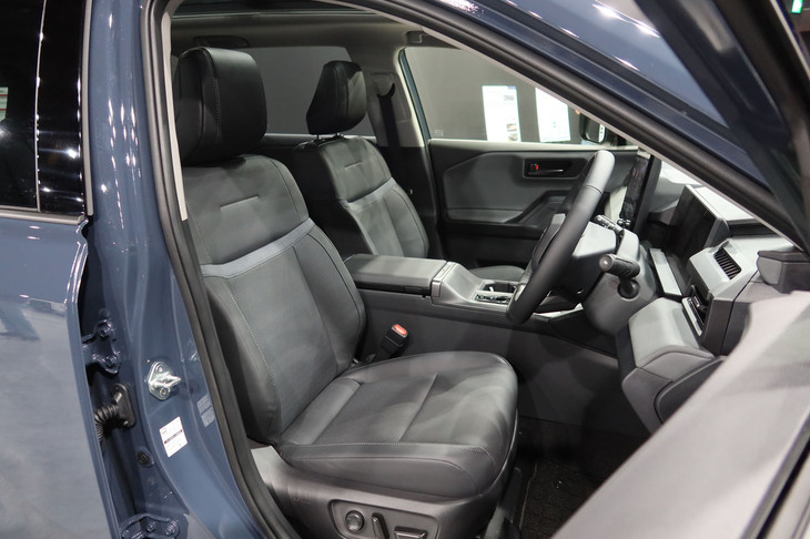 トヨタRAV4コア（フロントシート）