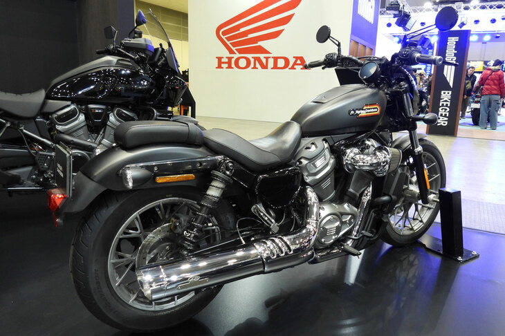 ハーレーダビッドソン・ナイトスタースペシャル