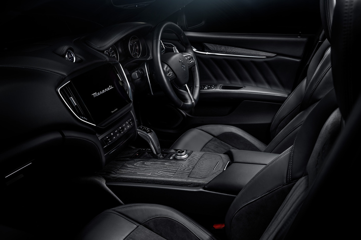 マセラティ・ギブリ オペラネラ（インテリア）