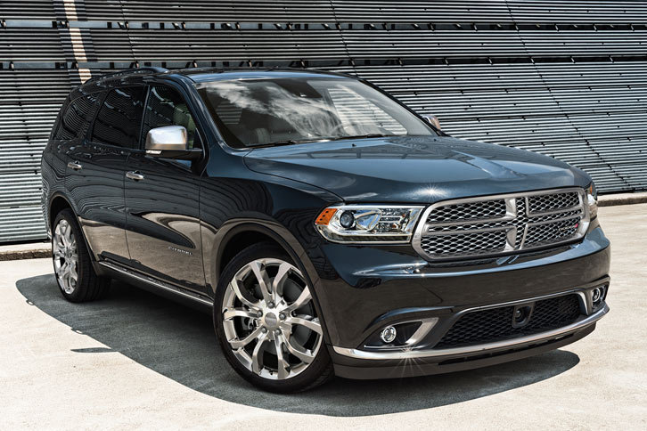 
	「ダッジ・デュランゴ」
	クライスラーの大衆車ブランドである、ダッジの大型SUV。1997年に登場した初代はミドルサイズだったが、2代目よりボディーが大幅に拡大され、シボレーやフォードのライバルに比肩するフルサイズSUVとなった。本作に登場するのは、2010年に登場した3代目のモデルである。
	