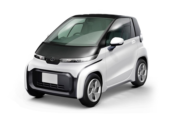 前出の「トヨタi RIDE」をベースに開発が進められている市販予定車のイメージ。今回の会場に試作車は展示されなかったが、2020年には発売される見通しだ。ボディーサイズは全長×全幅×全高＝2500×1300×1500mm。最高速度は60km/hで、一充電あたりの航続可能距離は約100kmが目標とされている。