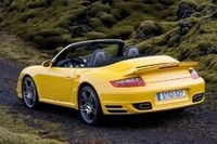 ポルシェ911ターボに、オープンの「カブリオレ」が登場