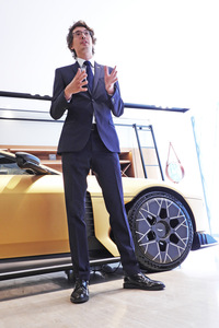 ヘッド・オブ・Q・スペシャルプロジェクトセールスのサム・ベネット氏。