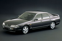 1993年発売の9代目では全車が3ナンバー登録となった。