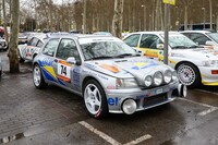 由緒正しいワークスカラーをまとった「ルノー・クリオ マキシ」。走りを楽しみにしていたけど、ステアリングラックが壊れてリタイア。