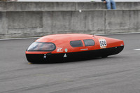 ニューチャレンジクラス優勝の「矢板高校機械技術研究部OB」（1887.220km/リッター）。同クラスは50cc以上150cc以下のホンダ4ストロークエンジンを使用し、学生、一般を問わず参加が可能。