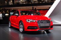 「アウディS3セダン」（写真下も）。まもなく日本で発売される予定。