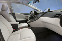 レクサス「HS250h」発売を前に4カ月待ち？の画像