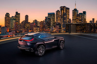 【パリモーターショー2016】レクサスがコンパクトクロスオーバーの「UXコンセプト」を発表の画像