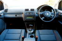 フォルクスワーゲン・ゴルフトゥーランE（6AT）【ブリーフテスト】の画像