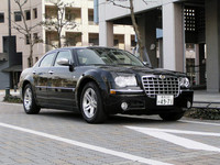 第190回：「クライスラー300C」に試乗！わかりやすさがアメリカン!?の画像