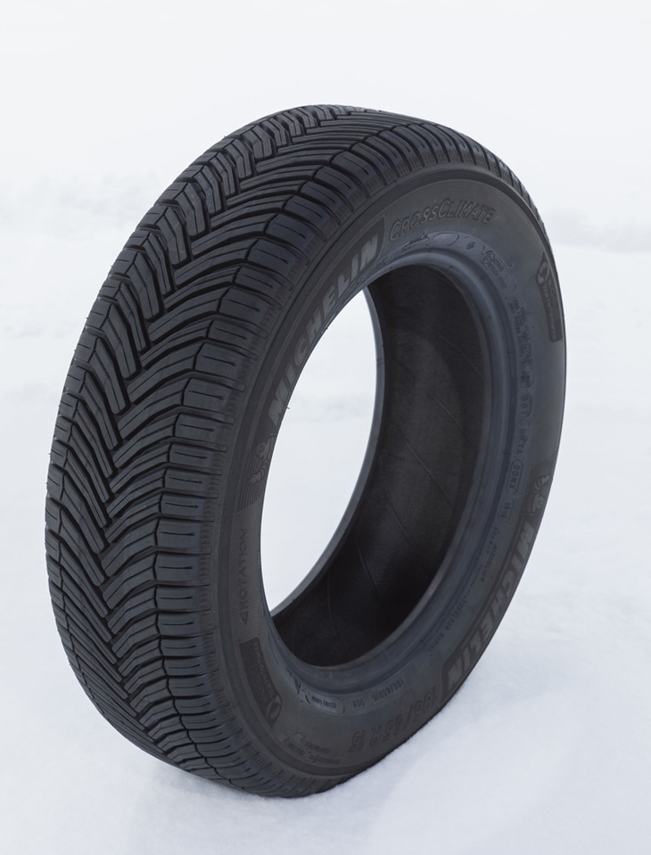 「雪も走れる夏タイヤ」のキャッチコピーで2018年3月に発売された「ミシュラン・クロスクライメート」シリーズ。2019年2月5日からは、選べるサイズラインナップが全78種類に拡大された。