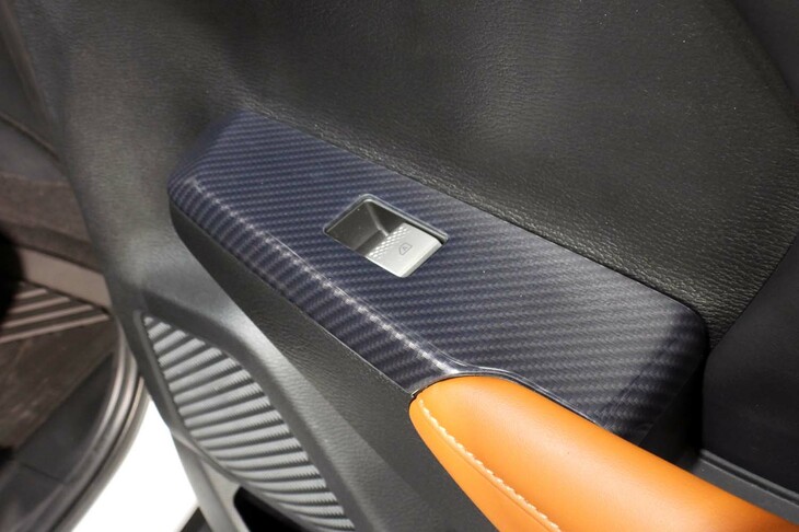 三菱アウトランダーPHEV ACTIVE FIELD（ドアスイッチパネル＜リア＞）