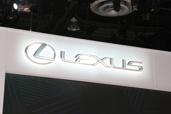 レクサスブースの様子。